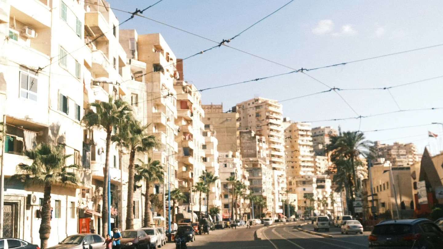 Egypt’s tourist transport gap is still a physical handoff